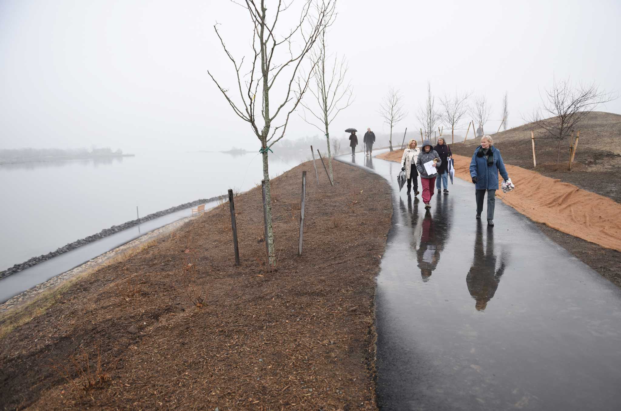 Cos Cob Park officially opens despite drizzle