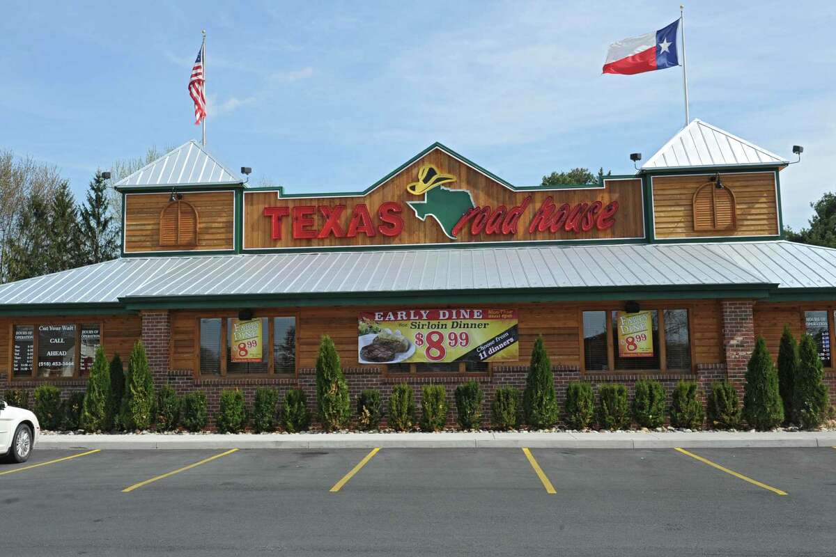 11-things-you-need-to-know-before-eating-at-texas-roadhouse