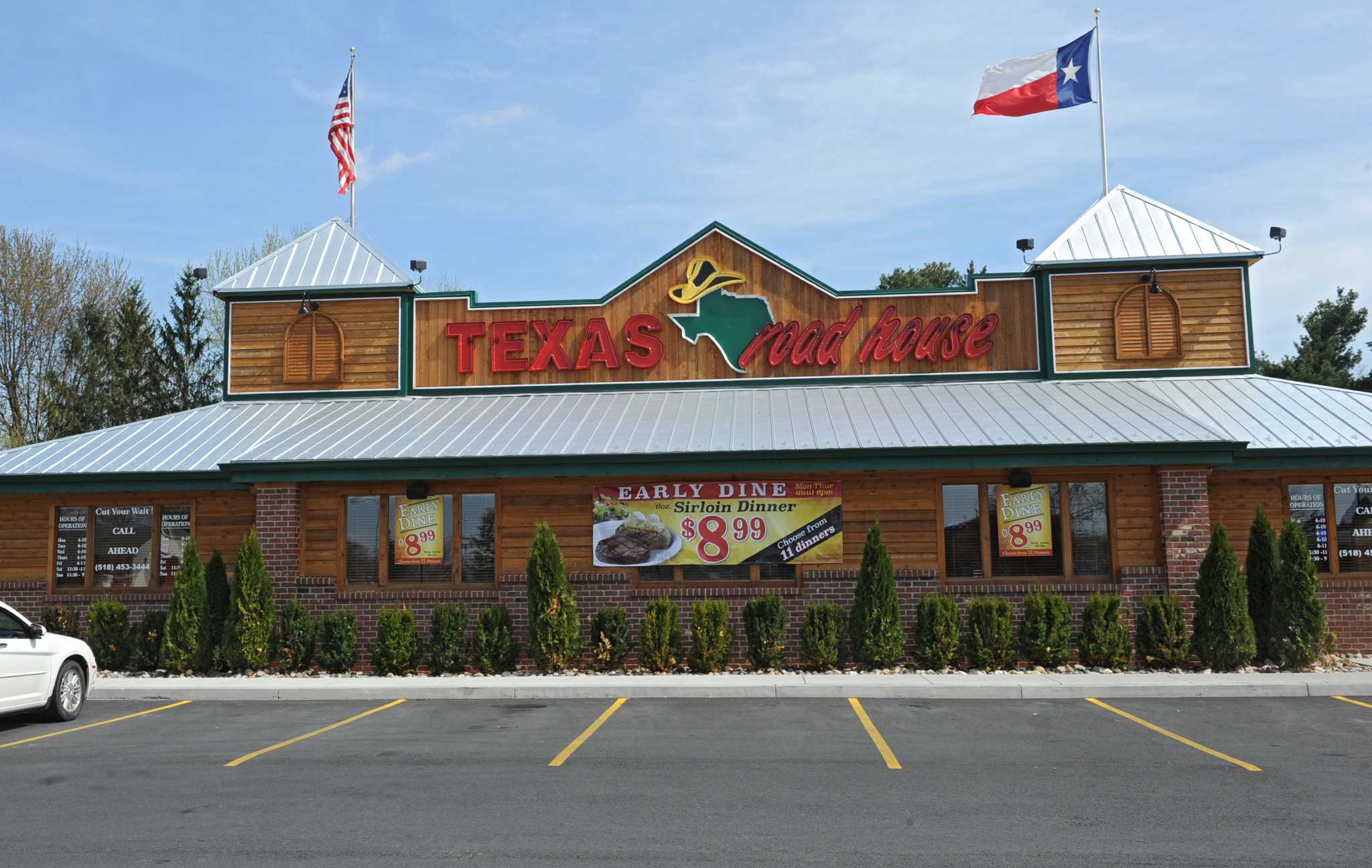 11 things you need to know before eating at Texas Roadhouse