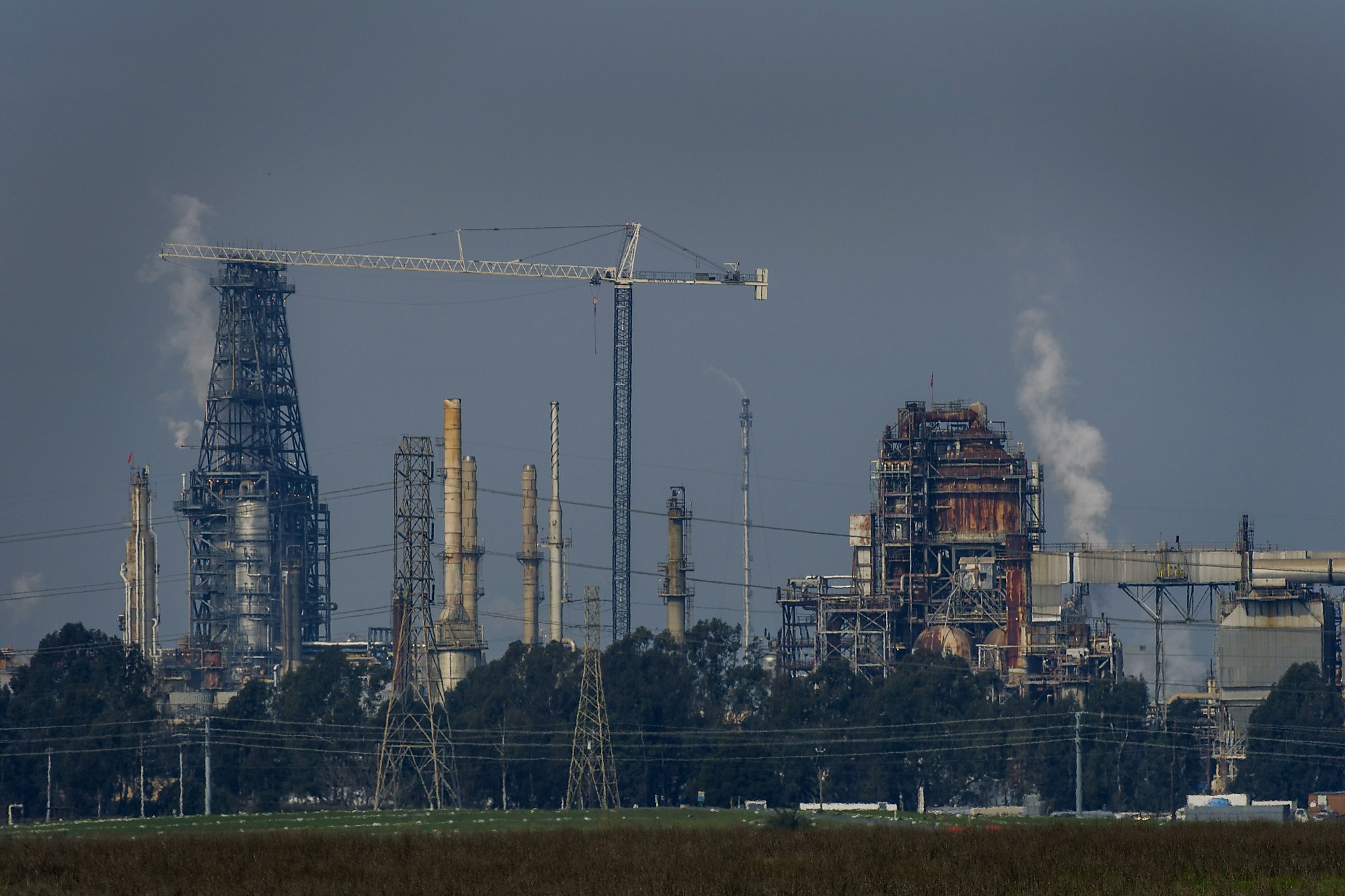 Martinez oil refinery fined for airquality violations