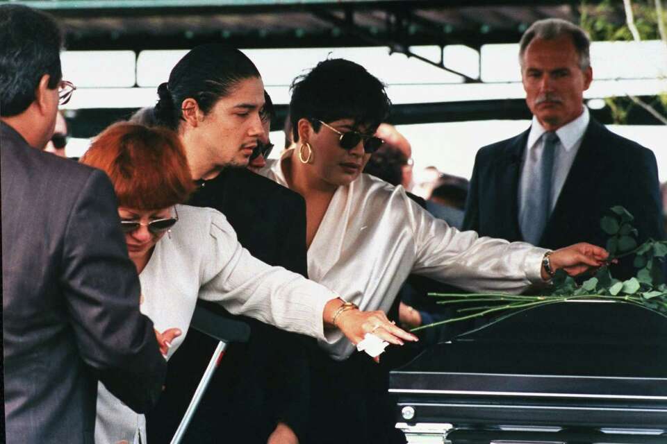 Look back: Selena Quintanilla-Perez's public memorial ...