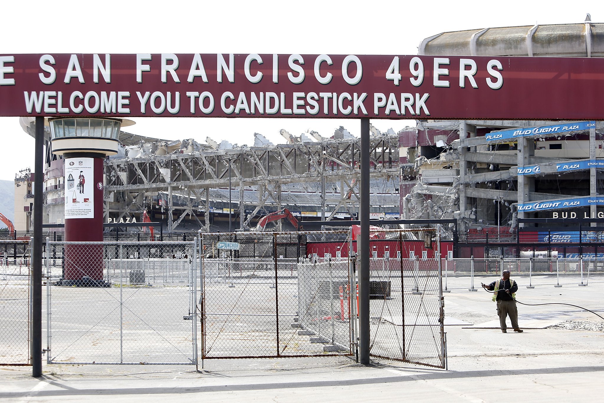 Many warm memories of frigid Candlestick Park, San Francisco News