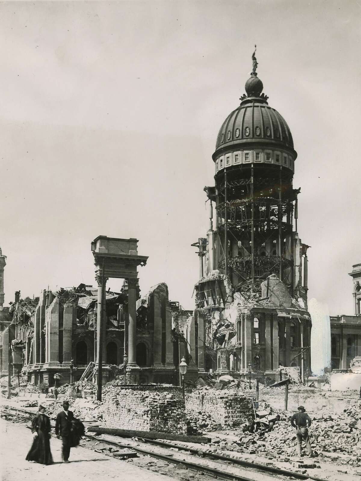 1906 San Francisco earthquake brought out the best in the city