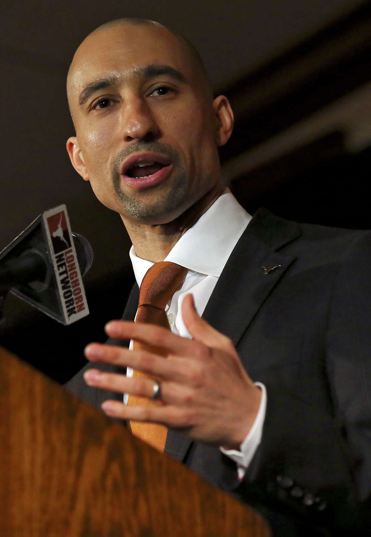 Shaka Smart by Texas Longhorns