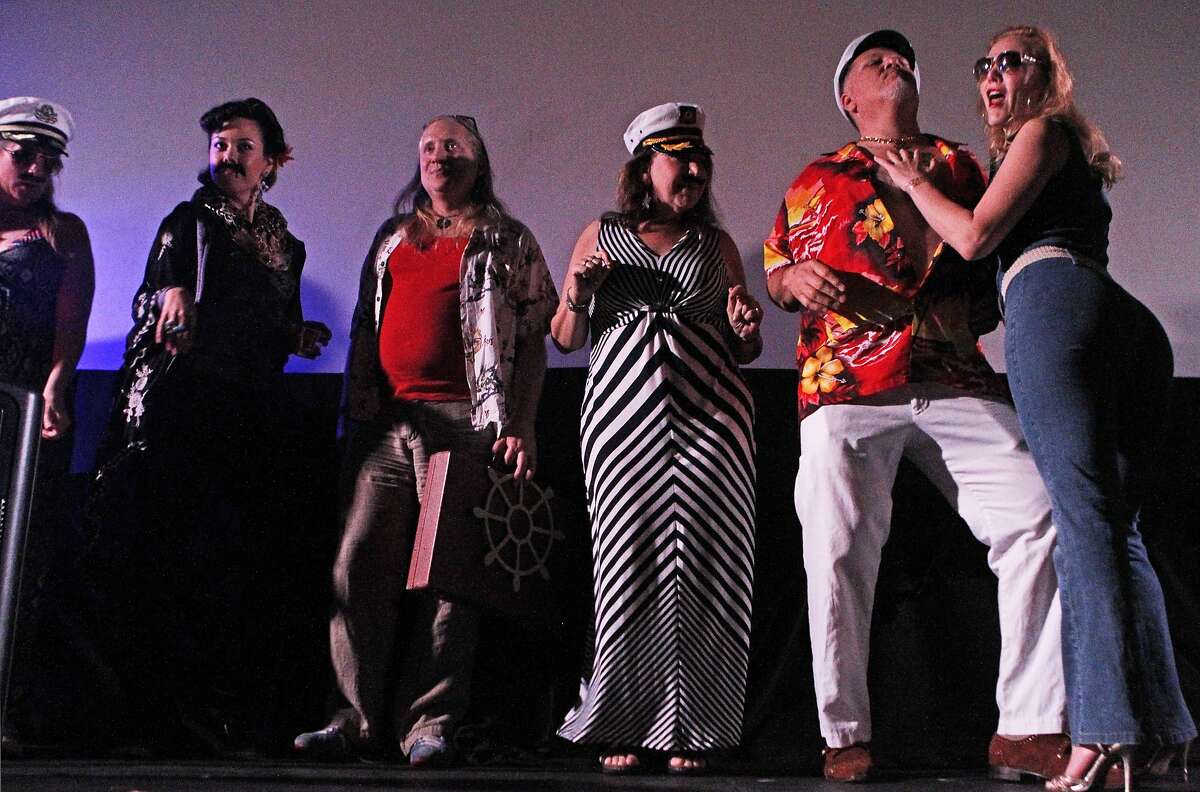 Sailing back to the '70s with yacht rock singalong