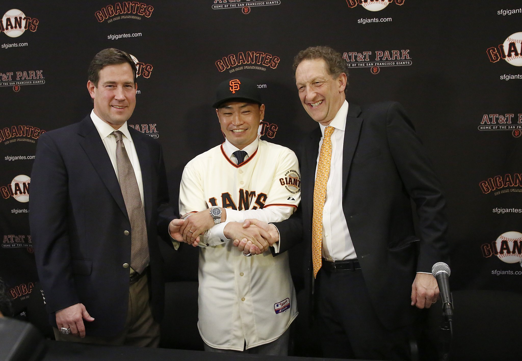 Giants change titles, but it’s the same old frontoffice team