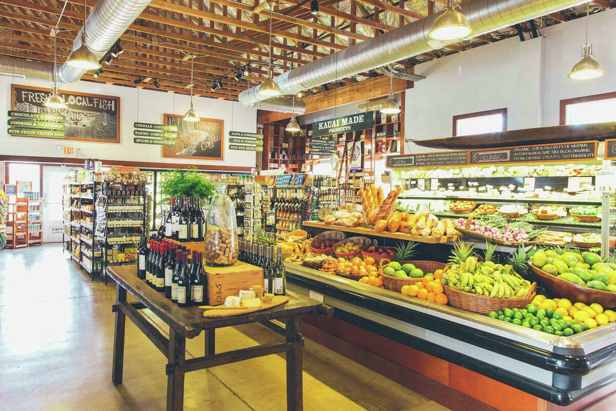 Kauai's Living Foods Gourmet grocery market with highend chefs