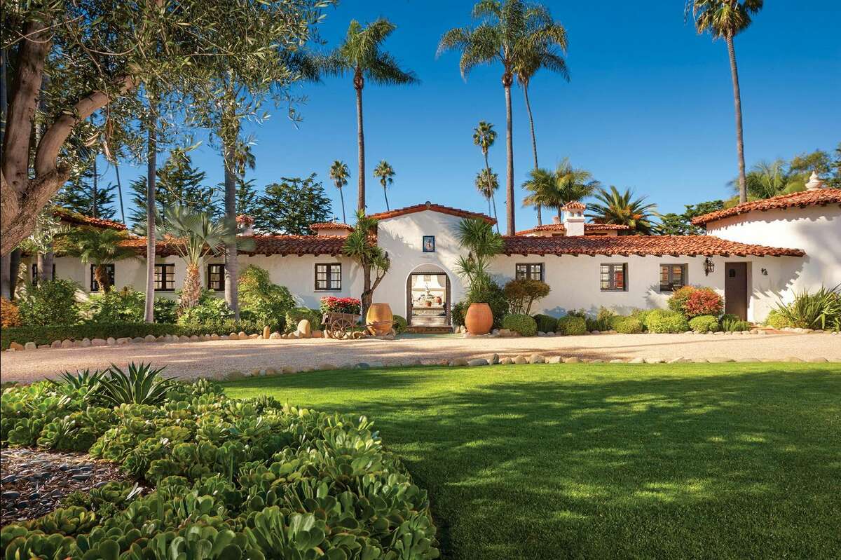 Richard Nixon's California mansion, dubbed the Western White House, listed at 75 million