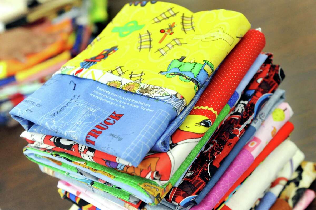 Altamont quilters add to 1 million national goal of Pillow Project