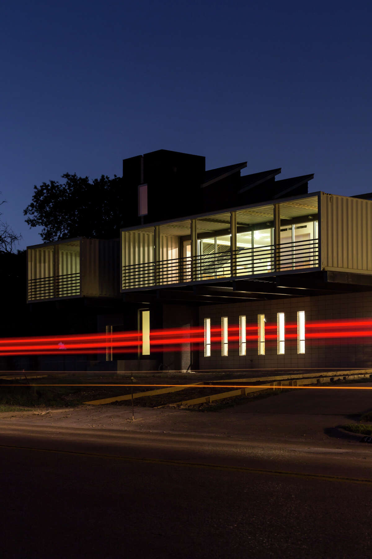 Go inside a Dallas home made of shipping containers