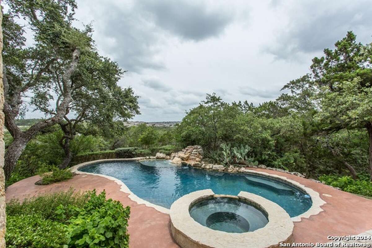 For sale: San Antonio homes with pools