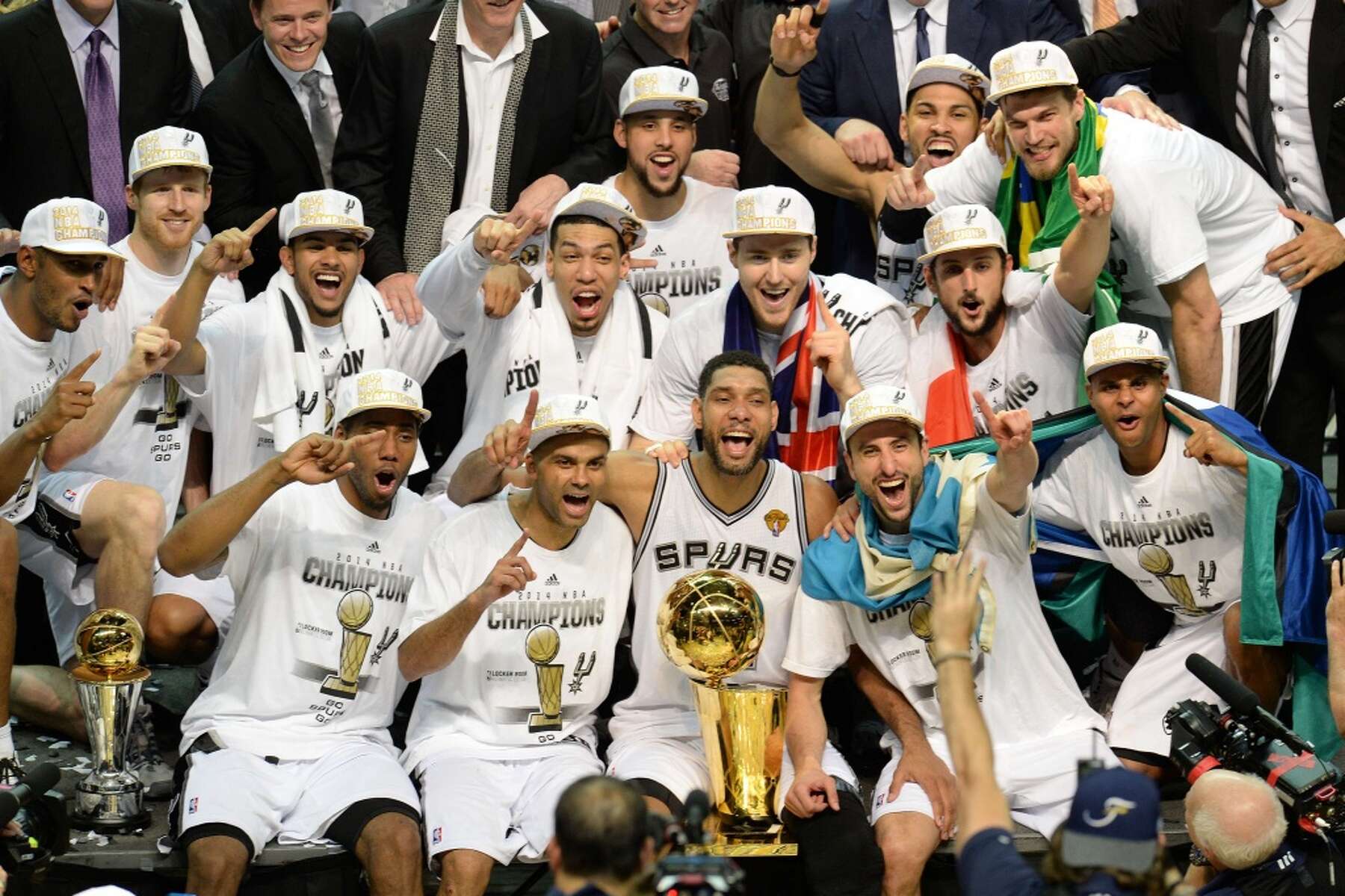 Spurs Larry O'Brien Trophies Display - San Antonio, TX