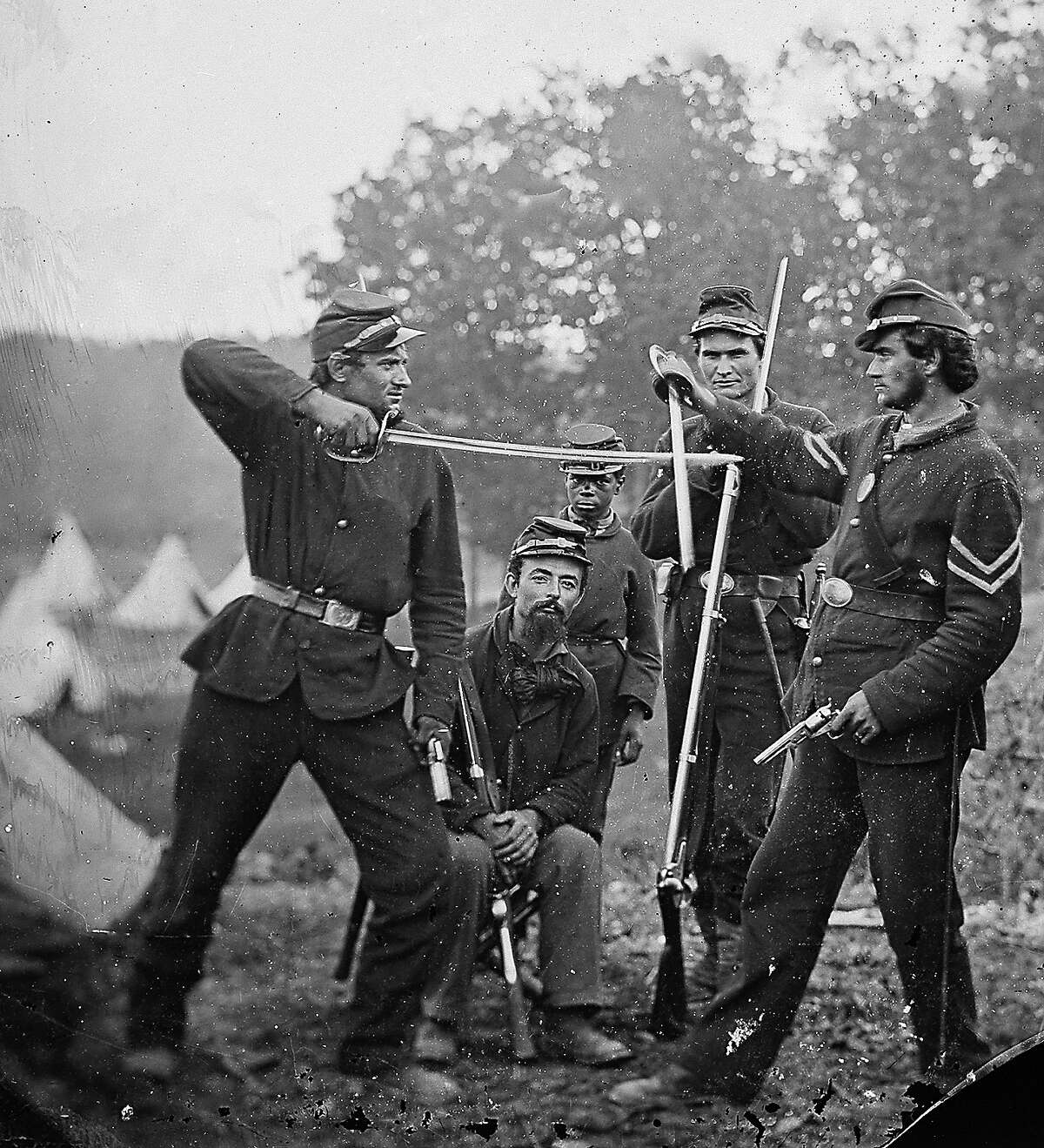 rare-eerie-photos-of-the-civil-war