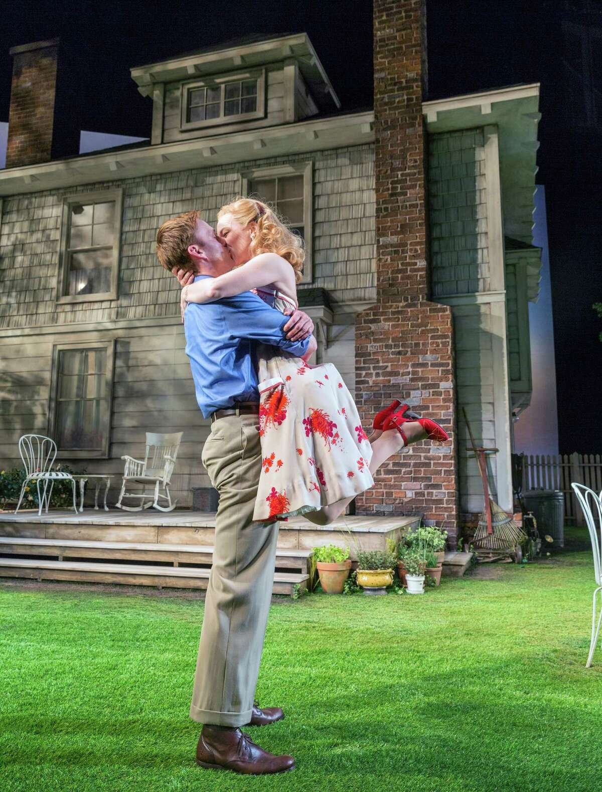 Jay Sullivan and Elizabeth Bunch star in ﻿Alley Theatre's production of Arthur Miller's ﻿"All My Sons."﻿