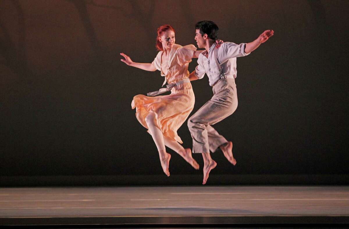 Paul Taylor Dance Company, Program C in “Eventide” (1997), Photo by Paul B. Goode Heather McGinley and Francisco Graciano in Eventide