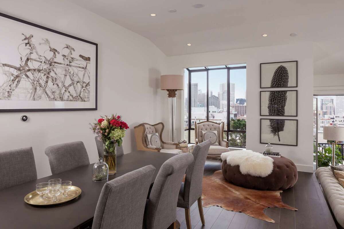 Remodeled Telegraph Hill Condo Features Panoramic City, Bay Views from