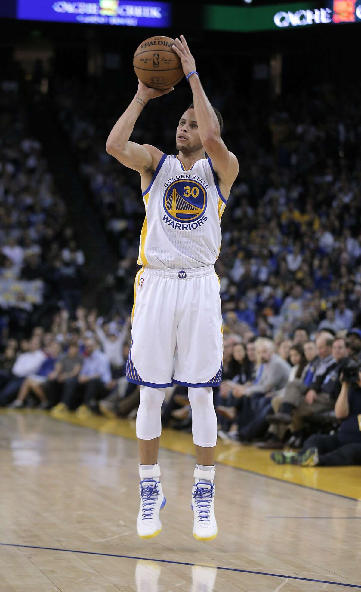 Stephen Curry 39 S Marvelous Life As The World 39 S Best Basketball Player