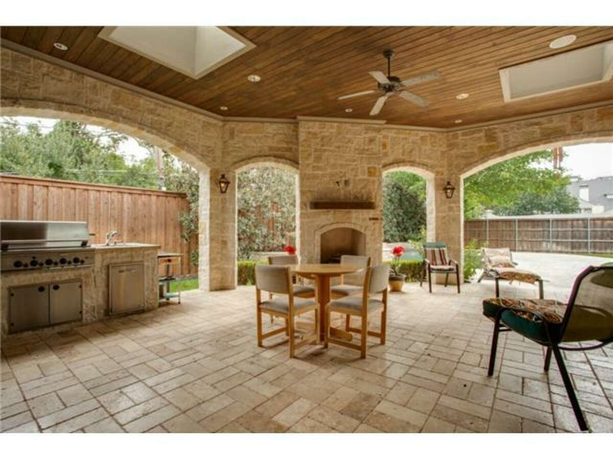 Inside PGA pro Jordan Spieth's 2.2 million Dallas mansion