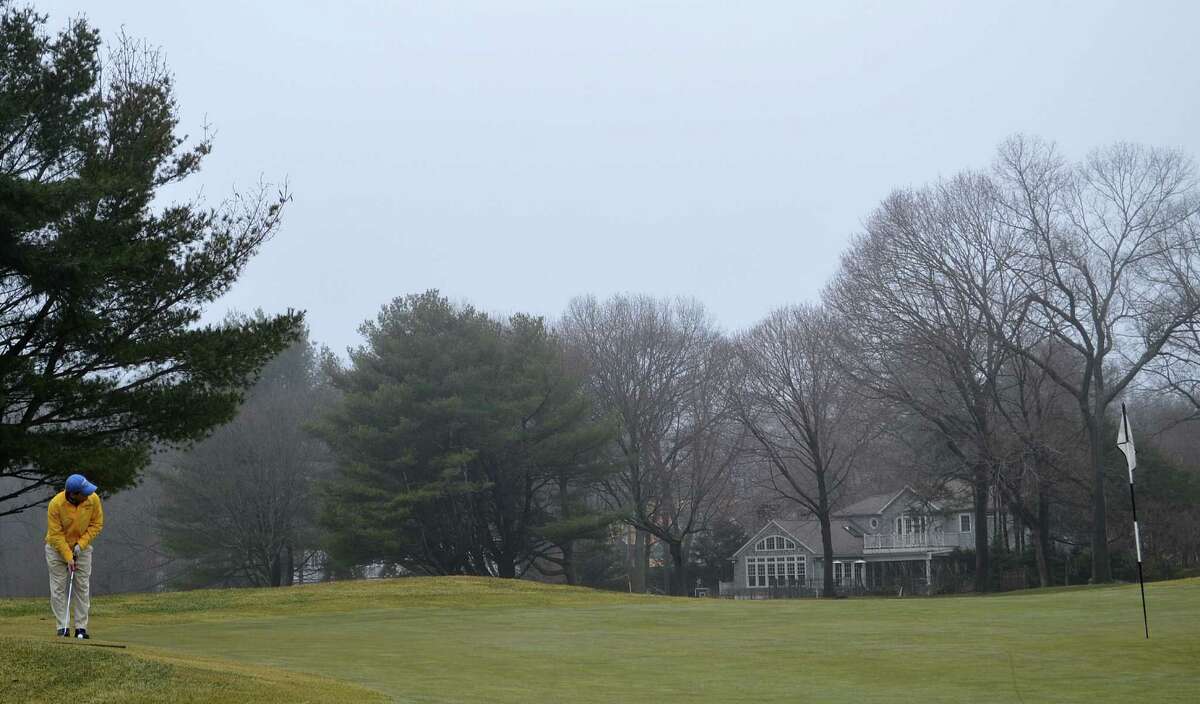 Golfers Swing Into A New Season At Longshore