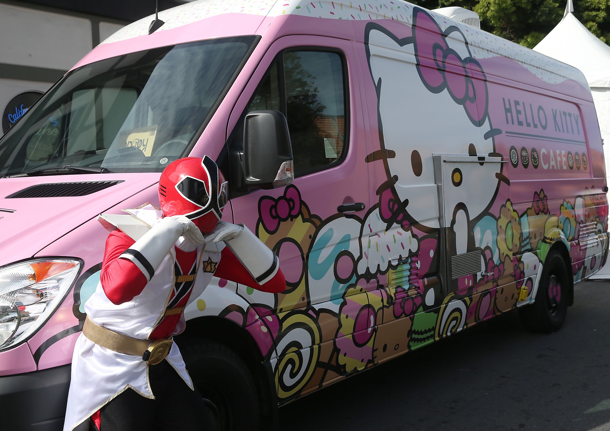 Hello Kitty Cafe: Truck returning to San Diego