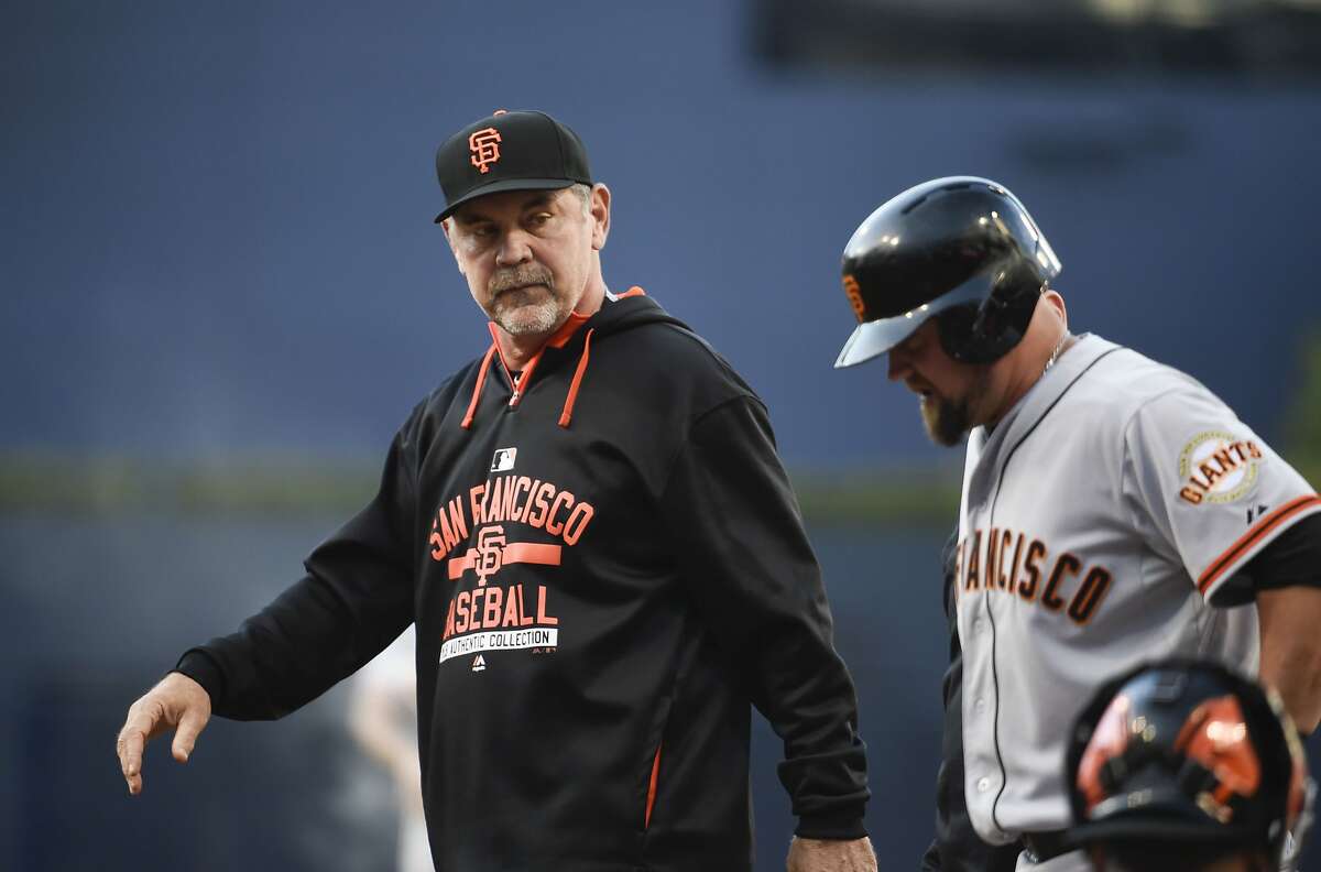 McGehee hurt, Bumgarner shelled in Giants’ 10-2 loss to Padres