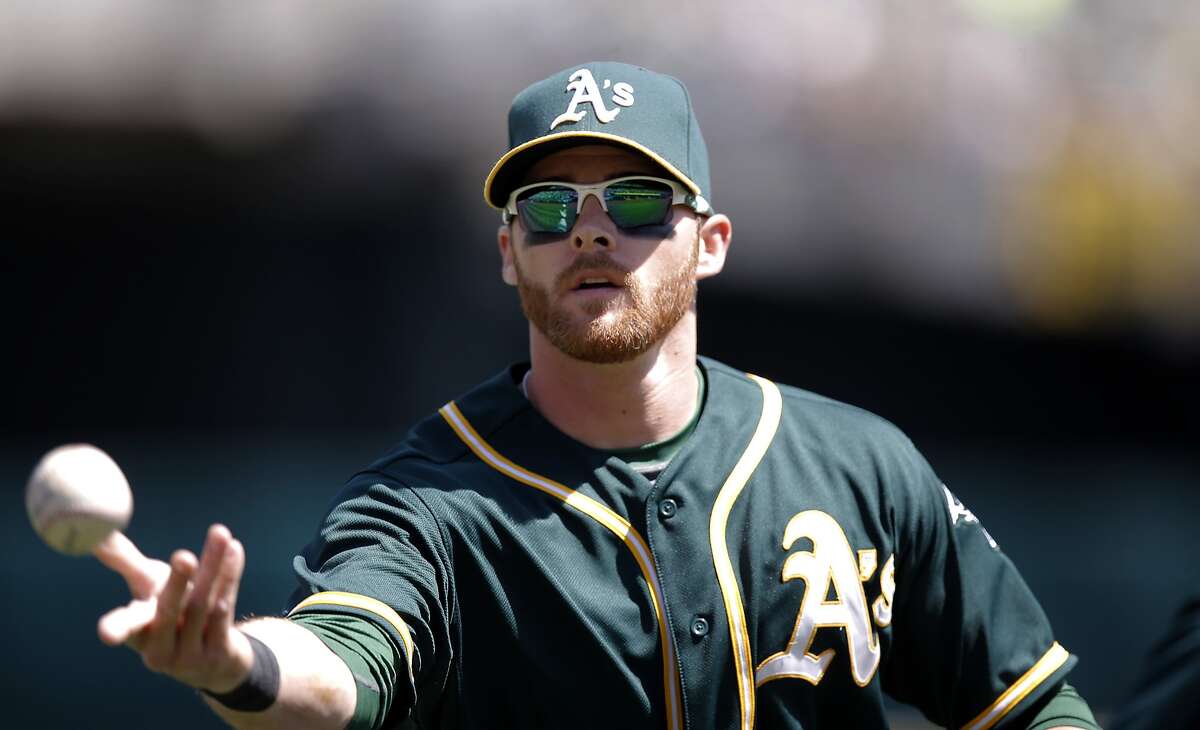 Craig Gentry returns to A’s with new outlook
