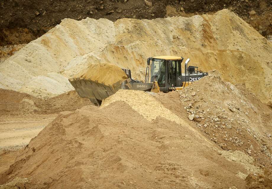 HiCrush digs deep into West Texas sands Midland ReporterTelegram