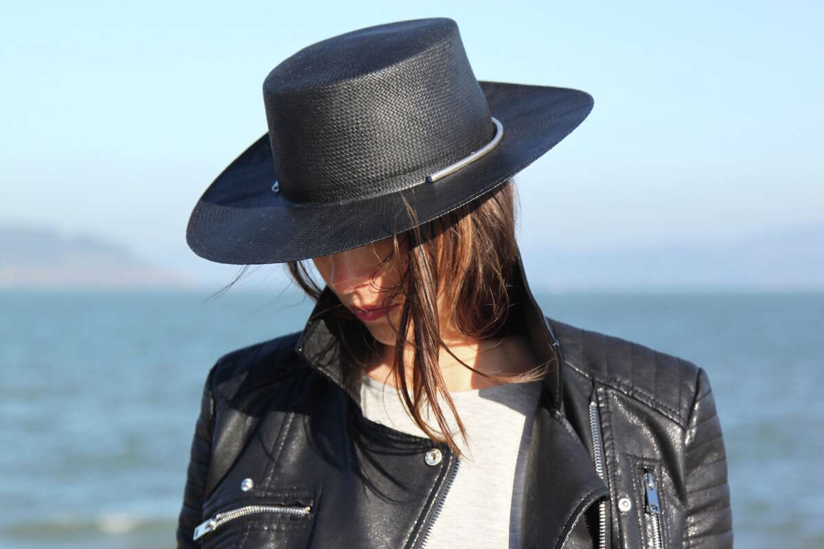 Kin/K Hats: staying cool in any language