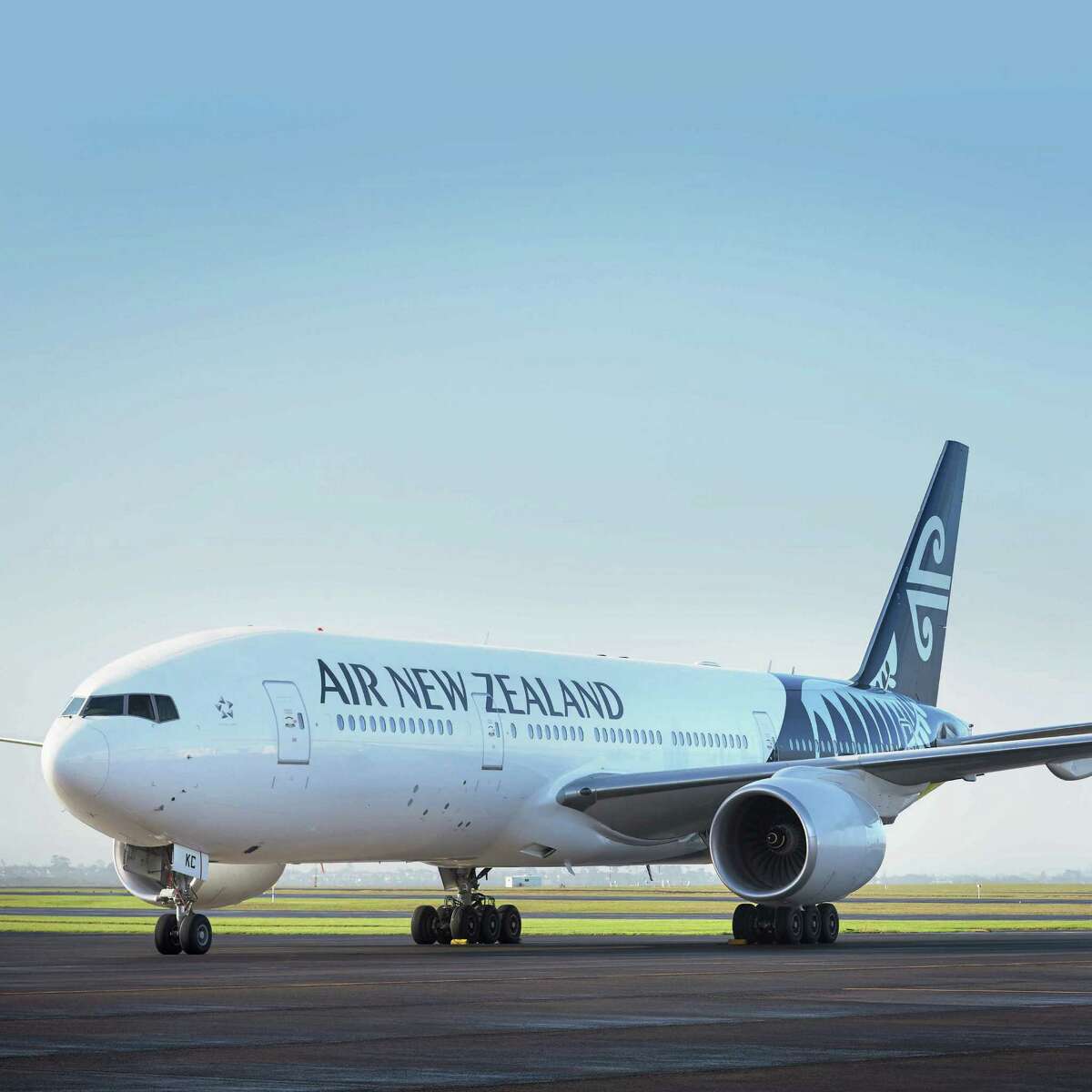 Air New Zealand Boeing 777-200. The airline will fly a nonstop flight between Houston and Auckland beginning in December 2015.