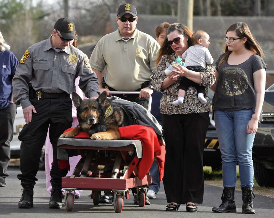 K 9 Officer Zeus Honored With Last Ride Through Ridgefield Newstimes