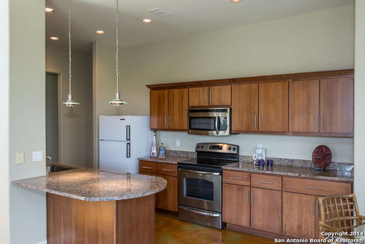 10 San Antonio homes for sale with casitas