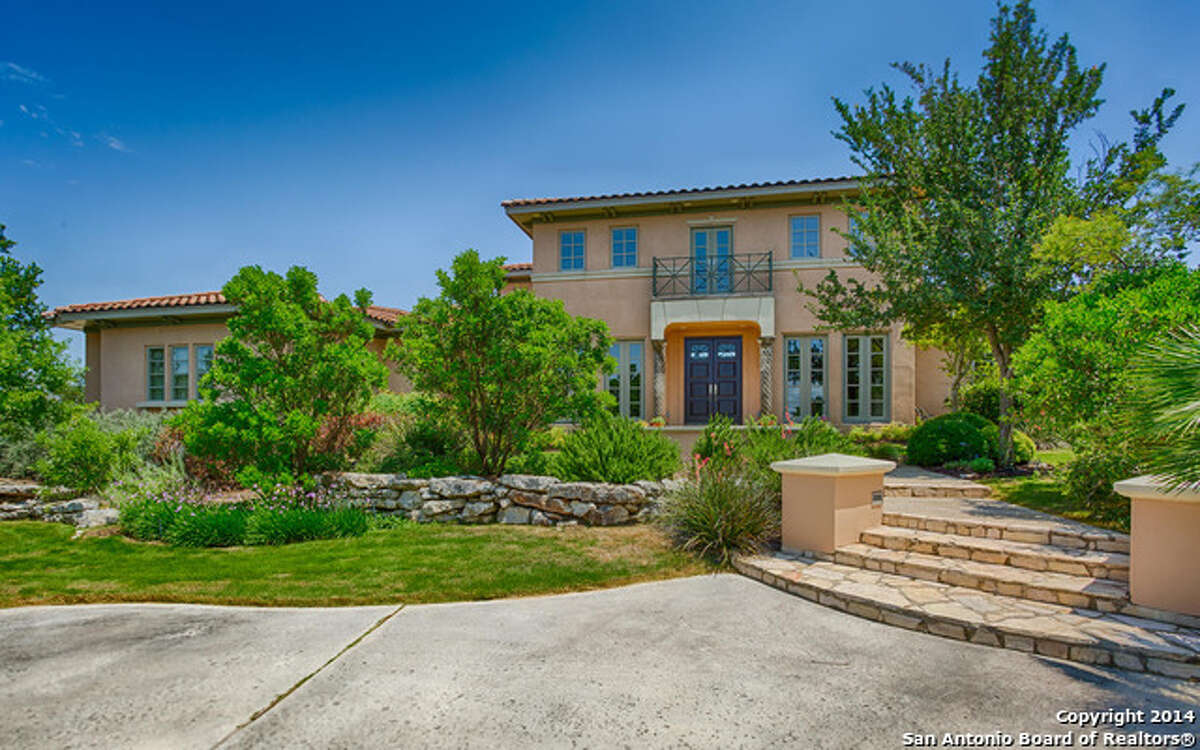 10 San Antonio homes for sale with casitas