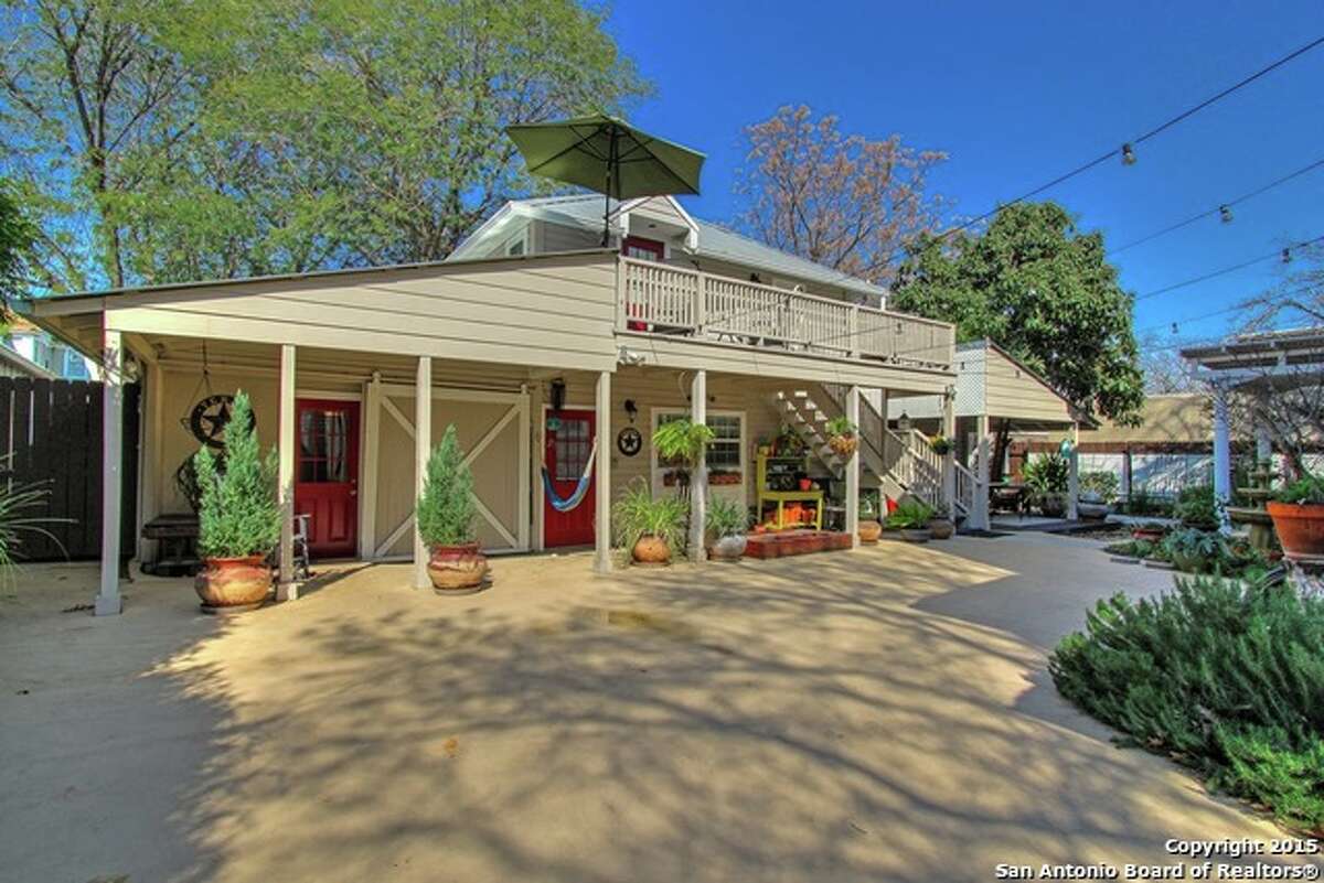 10 San Antonio homes for sale with casitas