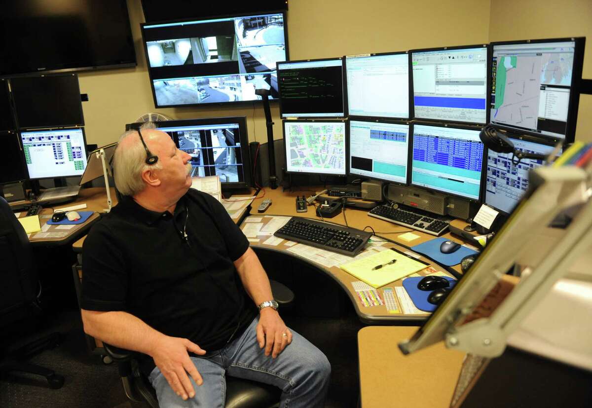 life-and-death-police-dispatchers-handle-it-all