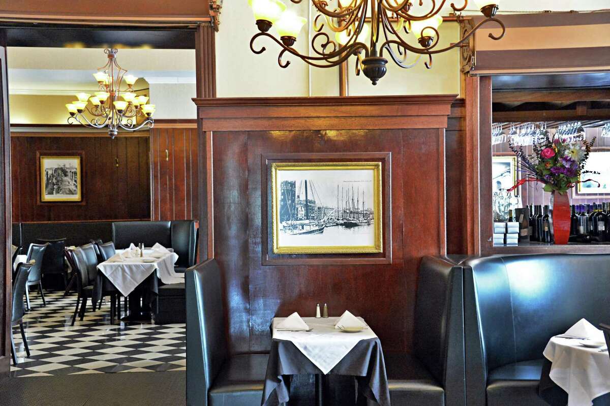 Restaurant review Jack's Oyster House