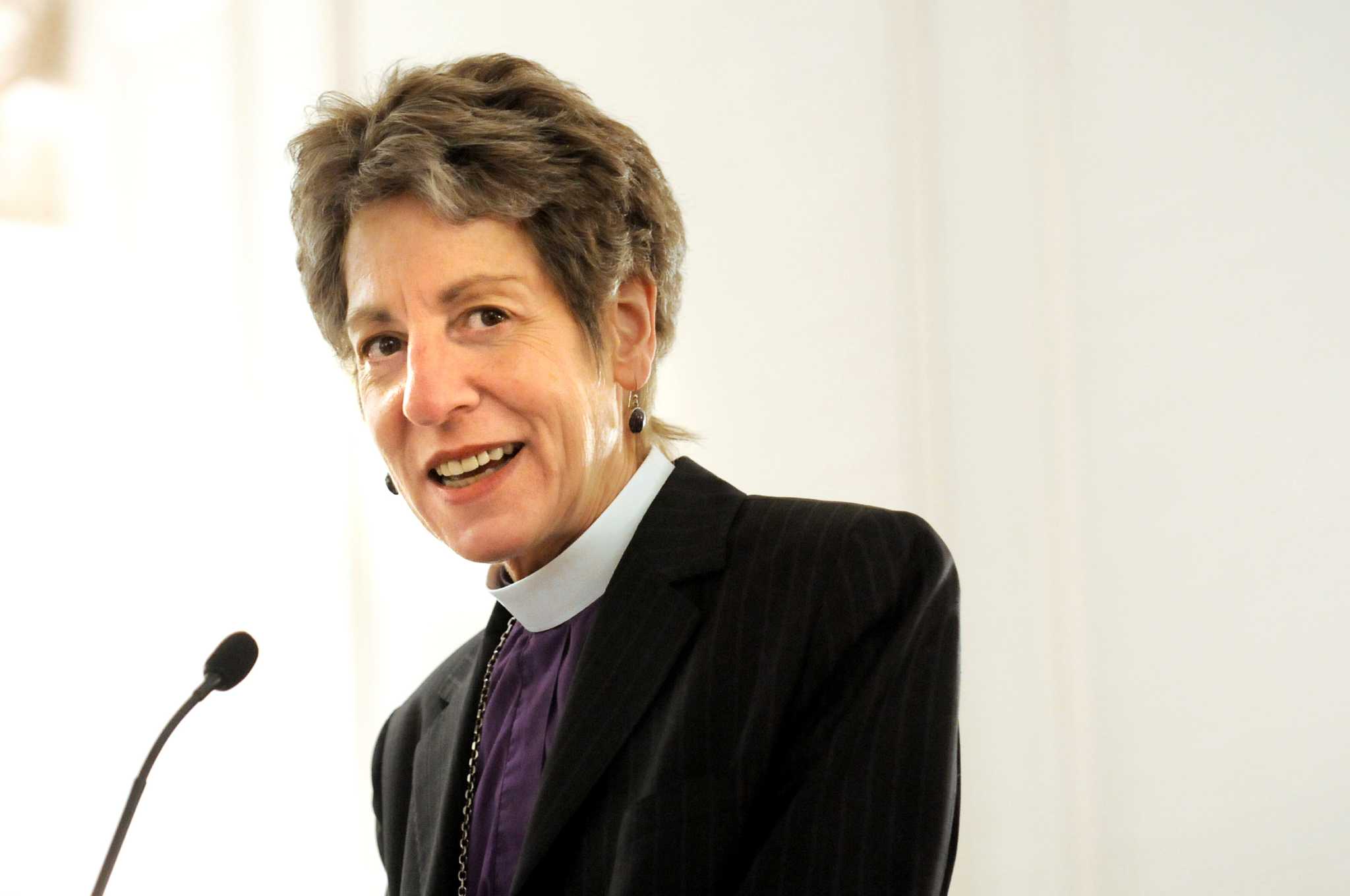 Episcopal bishop attends Colonie conference