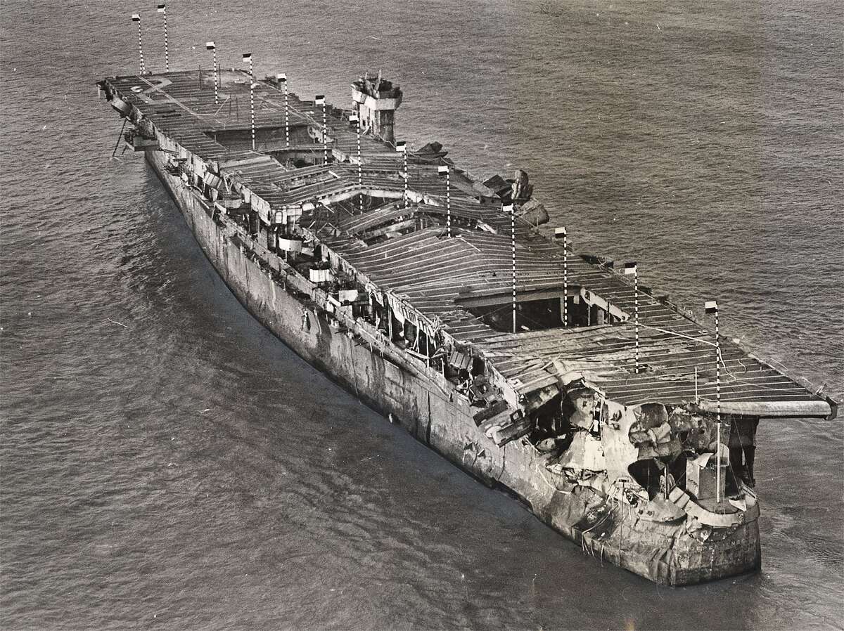 Sunken WWIIera aircraft carrier found off Northern California