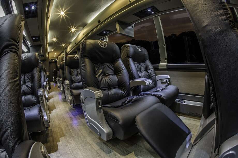 luxury-bus-service-vonlane-can-now-serve-alcohol-on-board-houston-chronicle