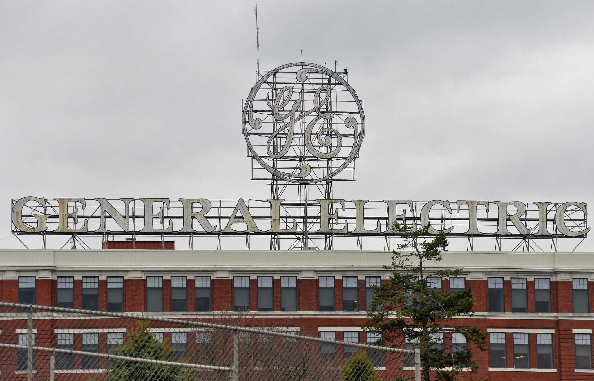 Iconic GE sign in Schenectady coming down for renovations