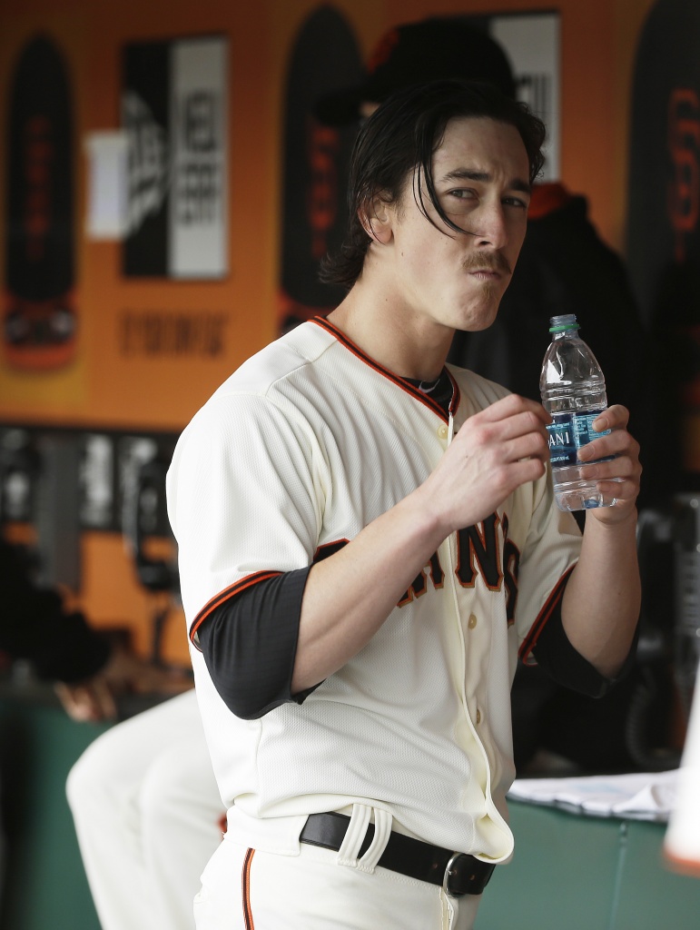 Bruce Bochy on ex-Giant Tim Lincecum: 'He may look good in red