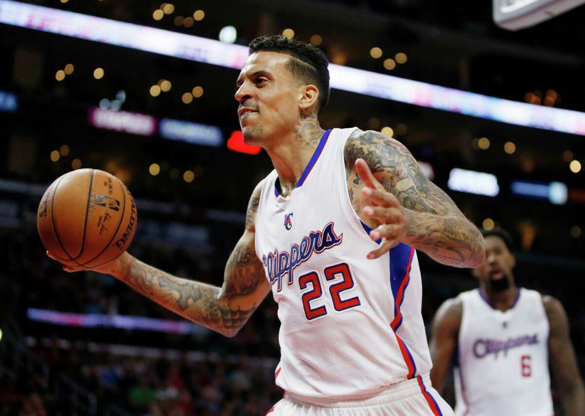 Los Angeles Clippers' Matt Barnes reacts to being called for a foul on Denver Nuggets' Kenneth Faried during the second half of an NBA basketball game, Monday, April 13, 2015, in Los Angeles. The Clippers won 110-103. (AP Photo/Danny Moloshok)