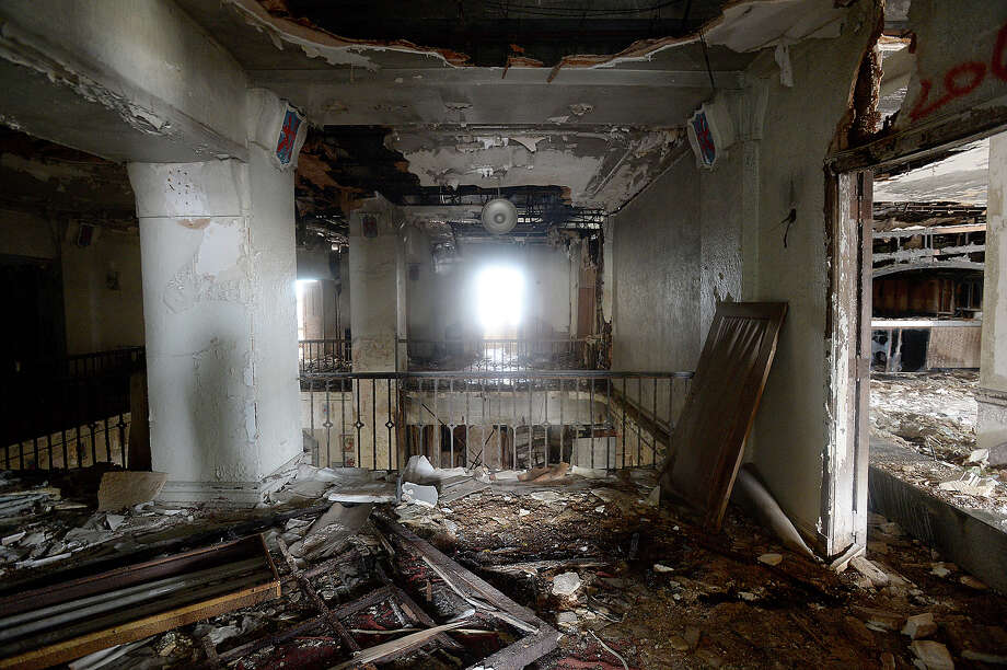 Port Arthur Wants To Up The Hotel Sabine Beaumont Enterprise The Old Hotel Sabine Is Among Port Arthur Abandoned And Deteriorating Commercial Properties Which