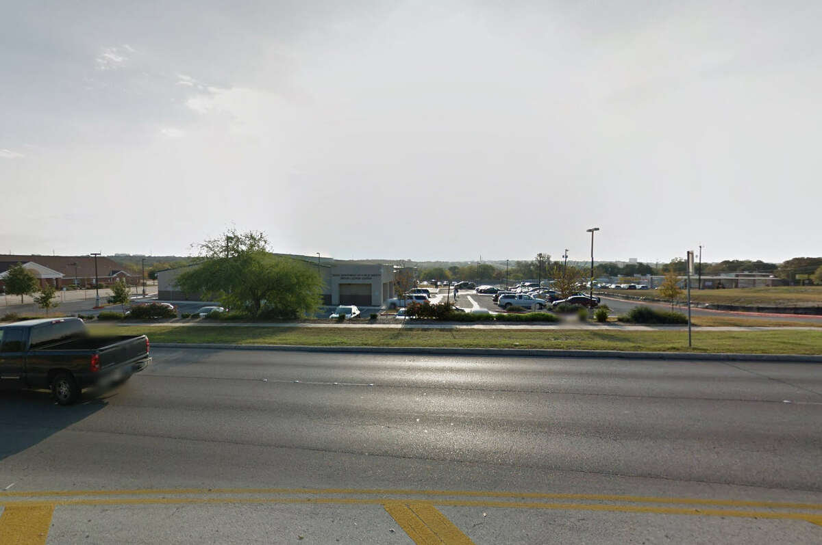 Location: Texas Department of Public Safety - Leon Valley 
