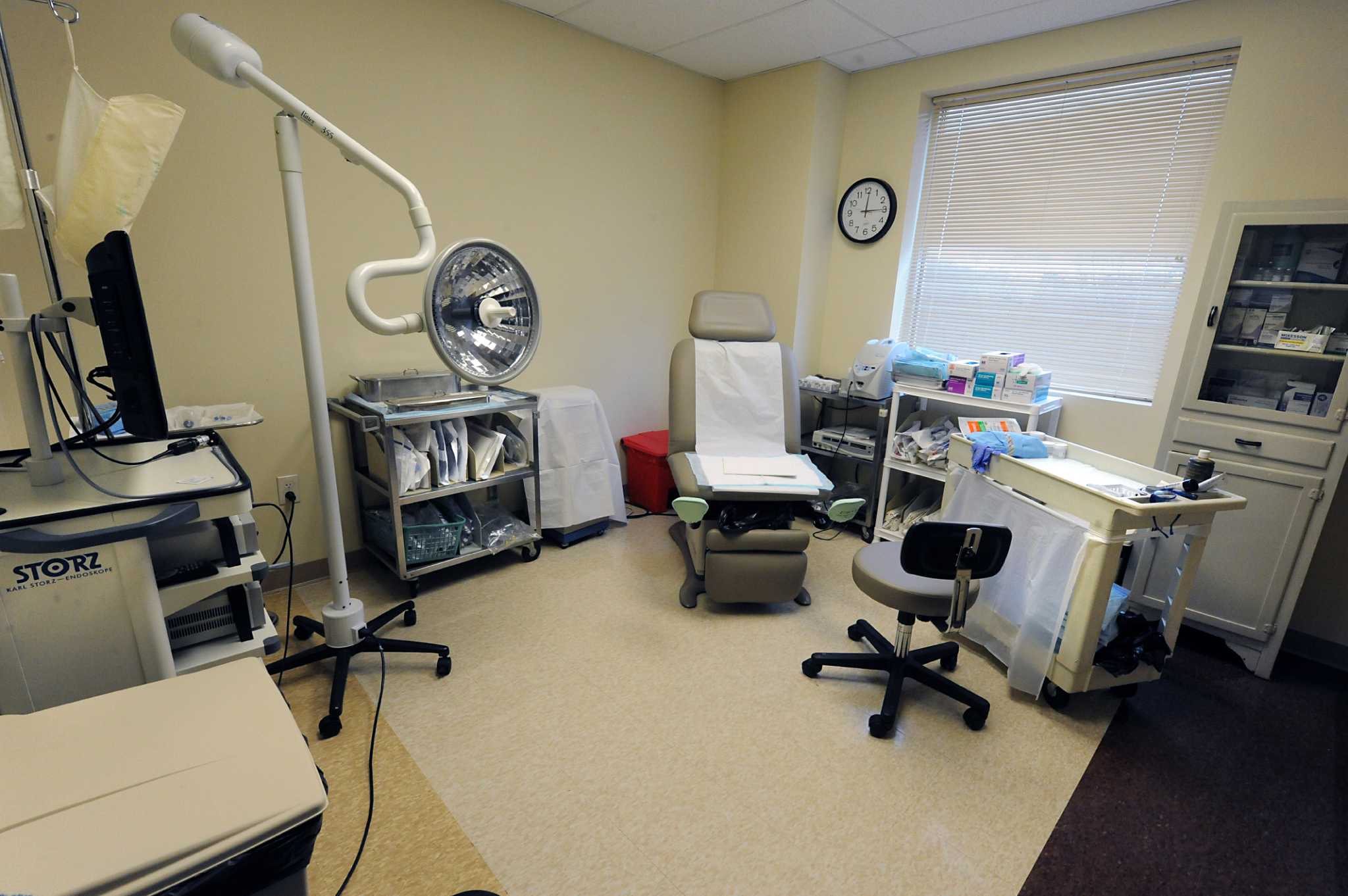 Cuomo signs law banning pelvic exams on unconsenting women