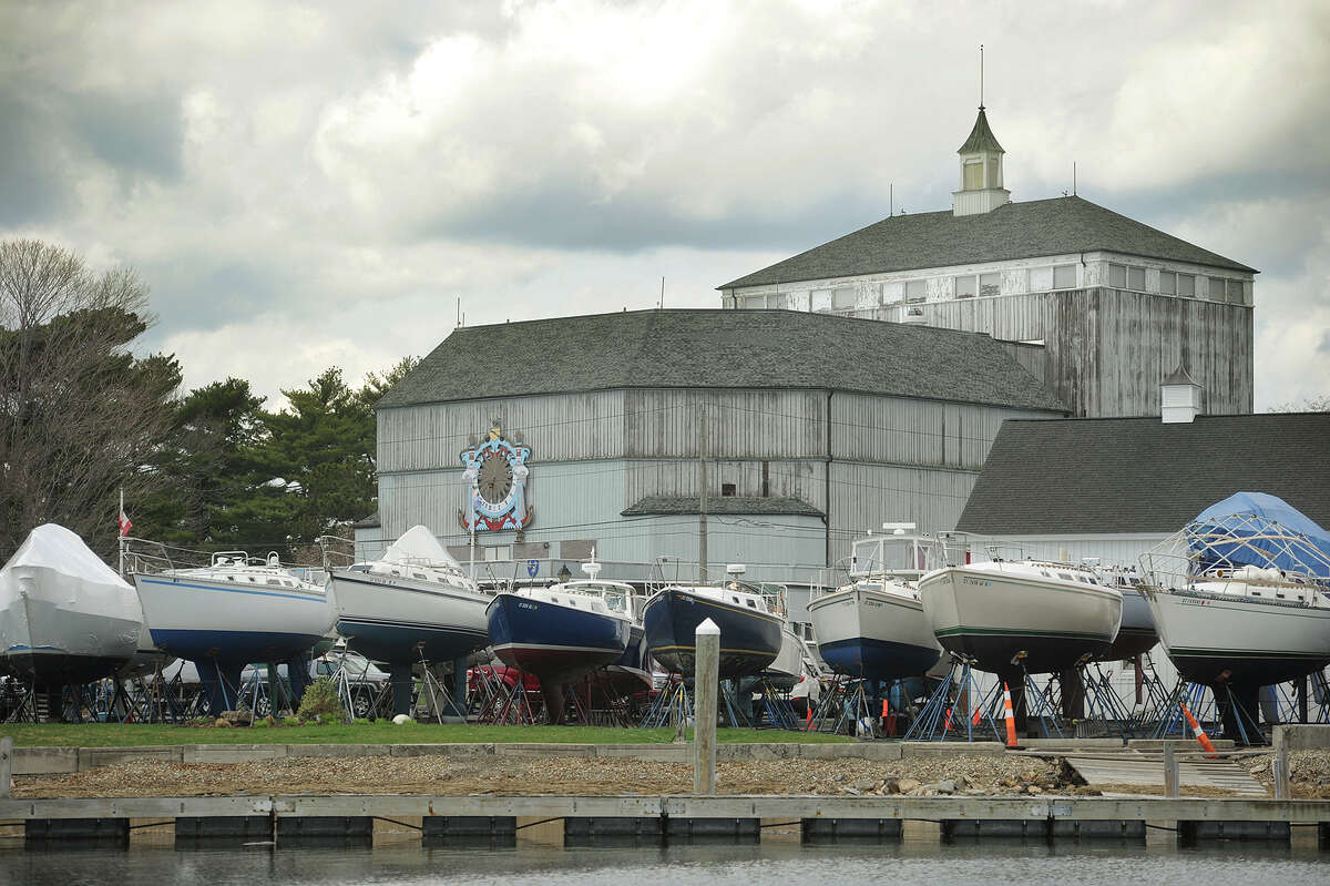 Shakespeare theater in Stratford burns to ground