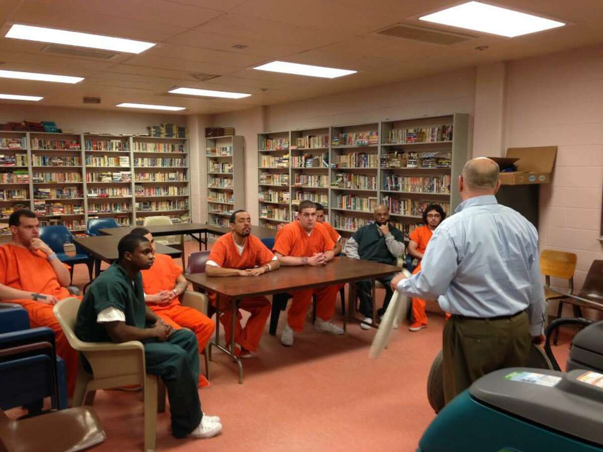 Custodial technician training for inmates leads to cut in violence at