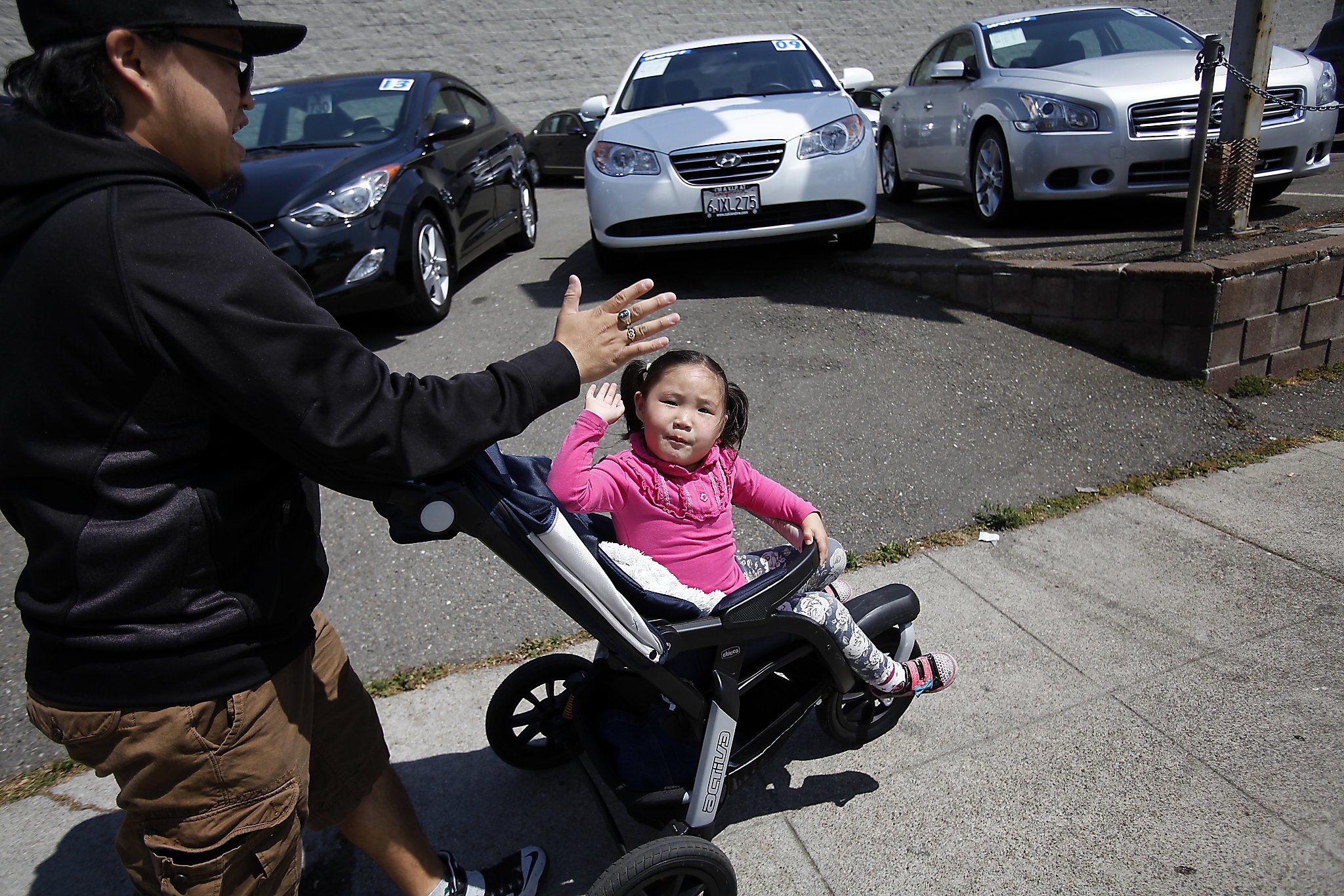 Mongolian girl battles rare disease, separation from mother