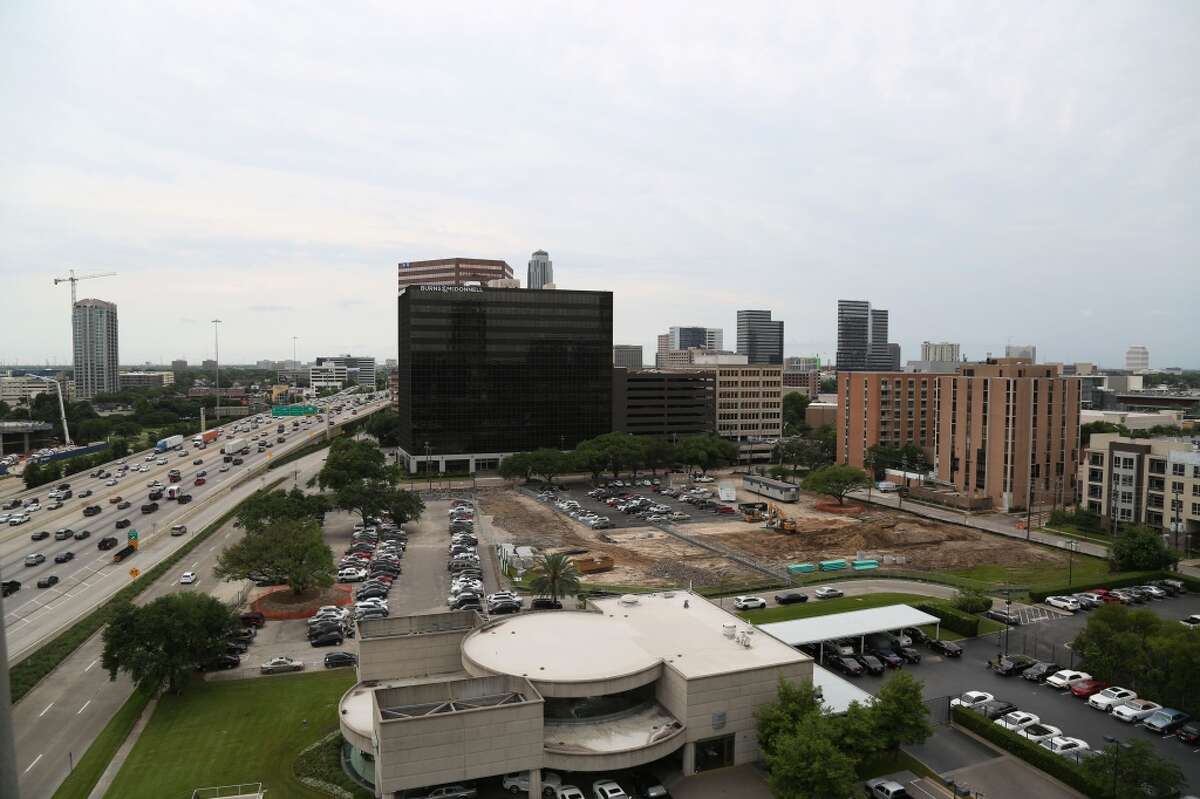 Fertitta's new tower to offer a wealth of luxury