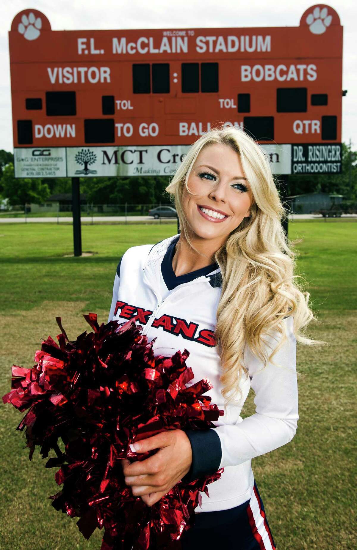 HOUSTON TEXANS CHEERLEADER TRYOUTS WITH KELLY! 