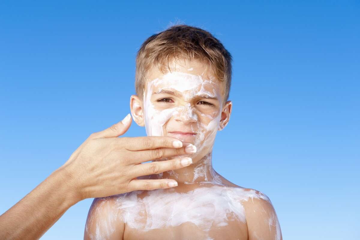 14 worst sunscreens for babies, kids this summer, according to EWG